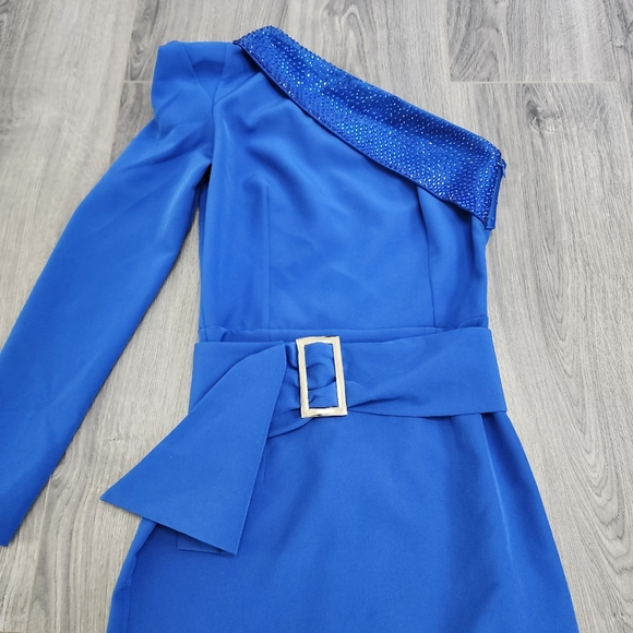 Blue One-Shoulder Belted Midi Dress - Picture 3 of 9